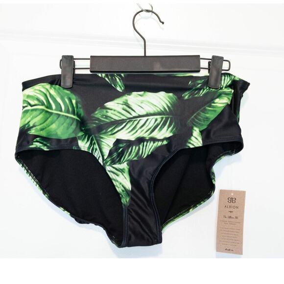 Albion Laguna Mini Bottom NWT Size Large Ladies - Picture 3 of 9